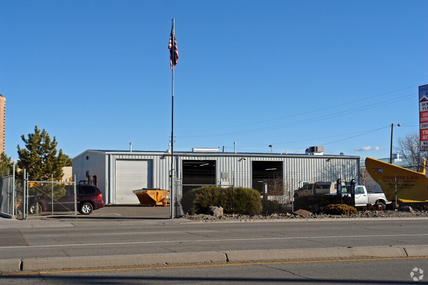 More Photos Of 1230 Glendale Ave, Sparks Warehouse For Lease