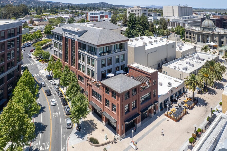 More Photos Of 889 Winslow St, Redwood City Office For Lease
