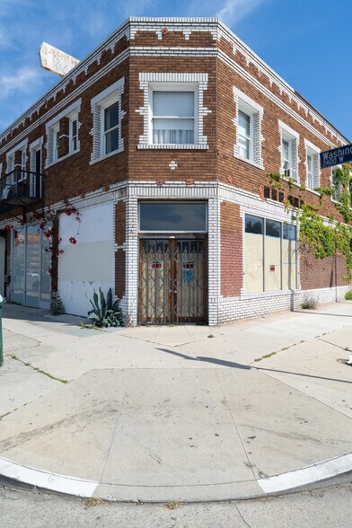 More Photos Of 1906-1912 Cimarron St, Los Angeles Apartments For Lease