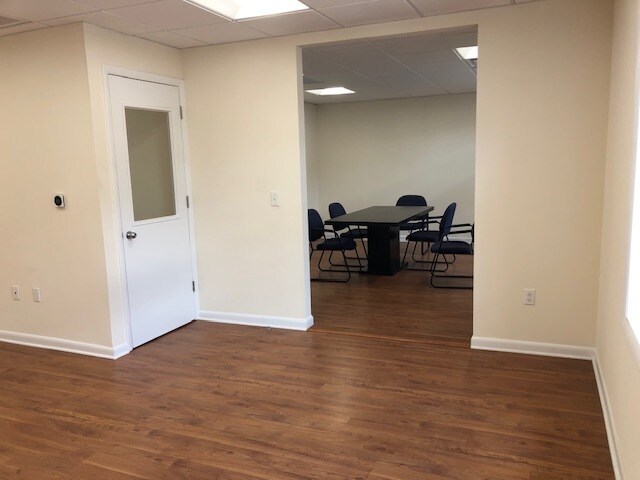More Photos Of 15 Valley St, South Orange Office For Lease