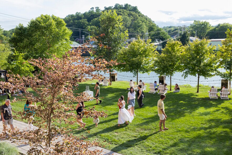 More Photos Of 111 Water St, Catskill Loft Creative Space For Lease