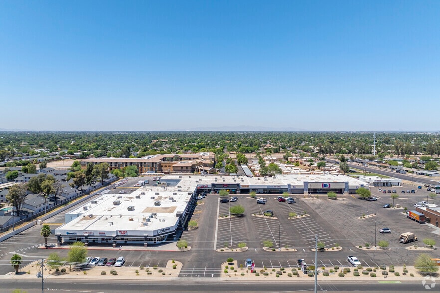 More Photos Of 7802-7830 N 12th St, Phoenix Unknown For Lease
