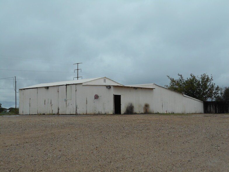 More Photos Of 512 E Greene St, Carlsbad Flex For Sale