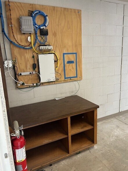 More Photos Of 140 Empire Ave, Modesto Warehouse For Lease
