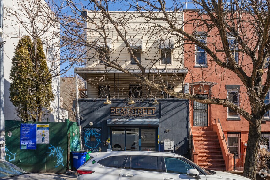 More Photos Of 337 Tompkins Ave, Brooklyn Storefront Retail Residential For Lease