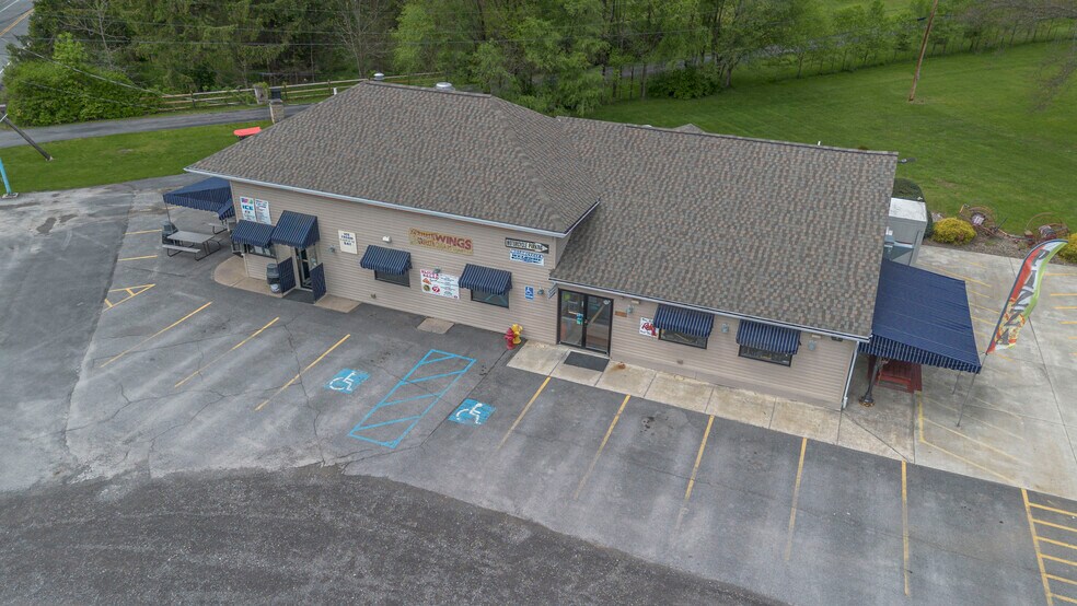 More Photos Of 13524 S Eagle Valley Rd, Tyrone Restaurant For Sale