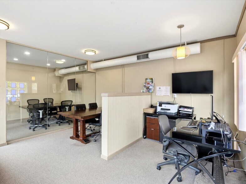 More Photos Of 109 N Public Rd, Lafayette Freestanding For Sale