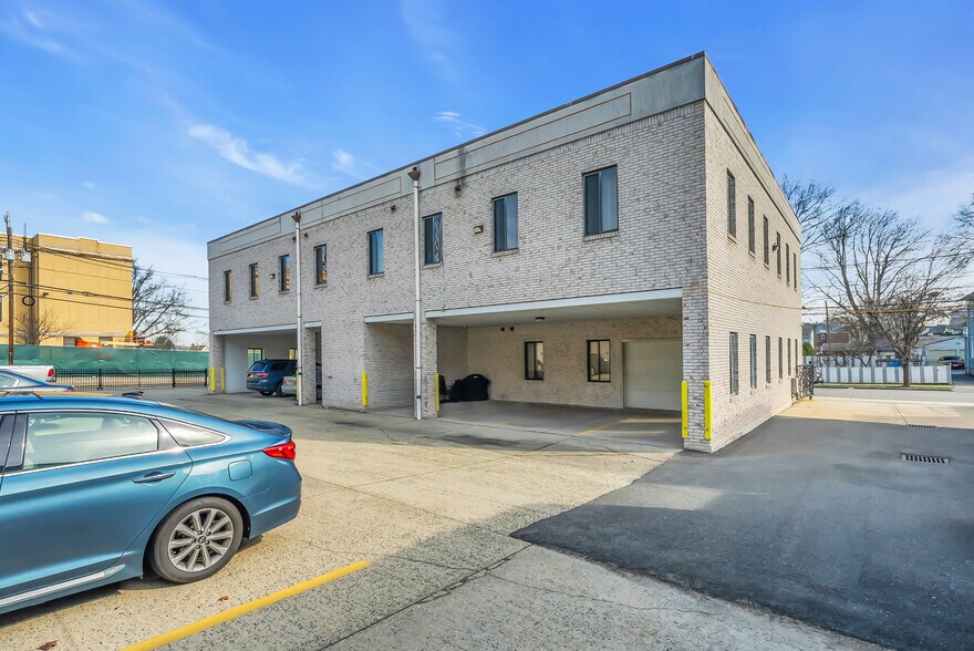 More Photos Of 222 Outwater Ln, Garfield Office For Lease