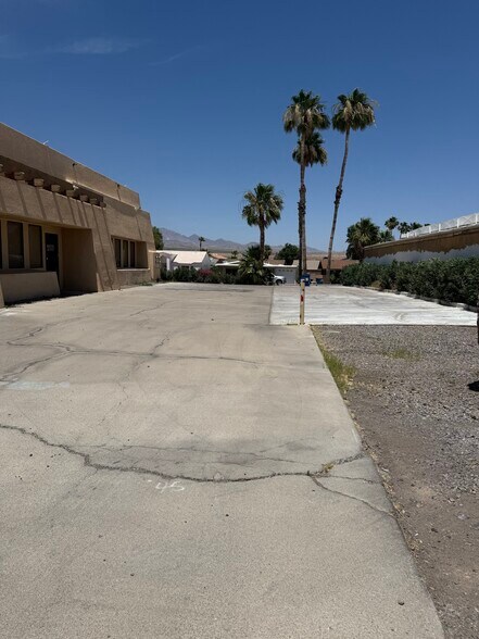 More Photos Of 1967 S Highway 95, Bullhead City Freestanding For Sale