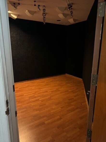 More Photos Of 1118 S Orange Ave, Orlando Medical For Sale