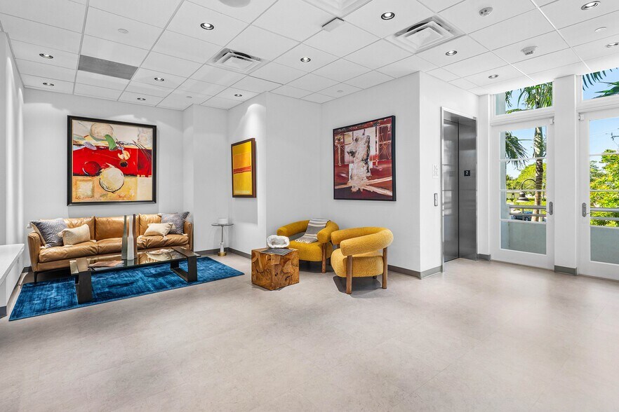 More Photos Of 226 Palm Ct, Delray Beach Medical For Sale