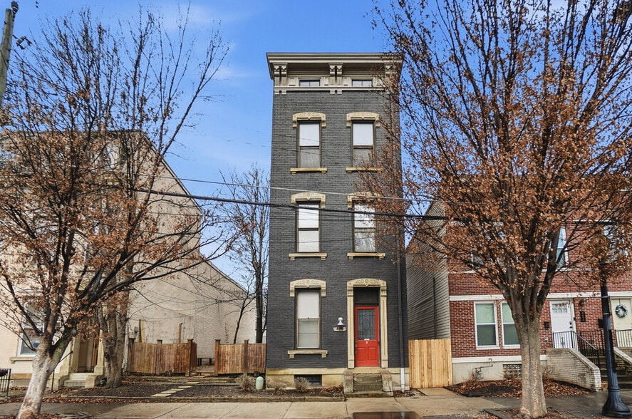 Primary Photo Of 428-430 Elizabeth St, Cincinnati Apartments For Sale