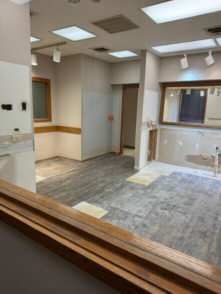 More Photos Of 125 S 9th St, Lincoln Medical For Lease