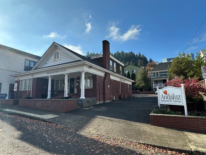 Primary Photo Of 3323 SW Naito Pky, Portland Office For Sale