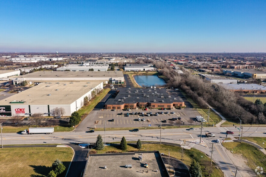 More Photos Of 191 S Gary Ave, Carol Stream Light Distribution For Lease