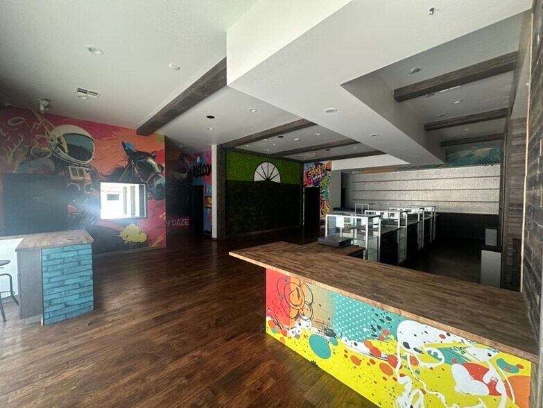 More Photos Of 204 W 2nd St, Edmond Freestanding For Sale