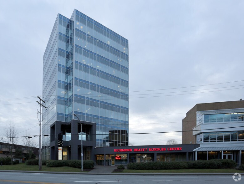 More Photos Of 6091 Gilbert Rd, Richmond Medical For Lease