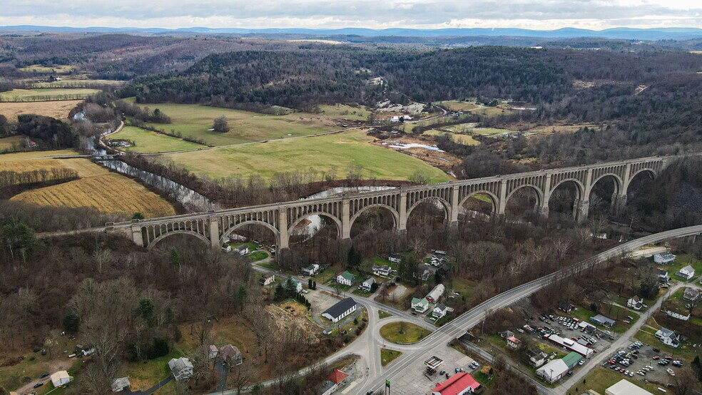 More Photos Of 106 Carr St, Nicholson Assisted Living For Sale