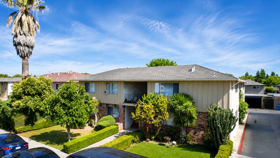Primary Photo Of 2173 Aza Dr, Santa Clara Apartments For Sale