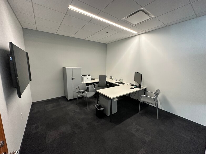 More Photos Of 150 Peabody Pl, Memphis Office For Lease