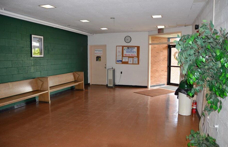 More Photos Of 2300 Mahantongo St, Pottsville Theater Concert Hall For Sale