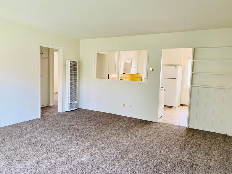 More Photos Of 1179 Felspar St, San Diego Apartments For Sale