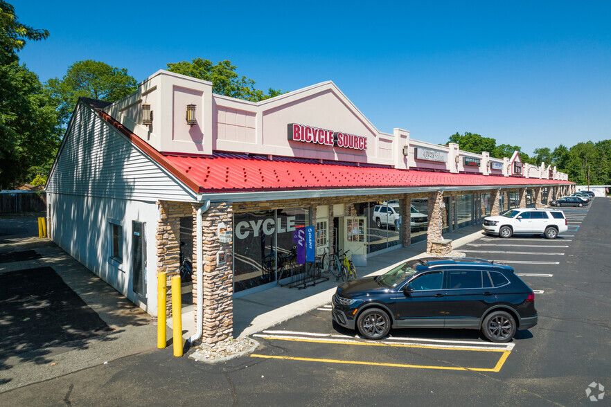 Primary Photo Of 717 State Rt 23, Pompton Plains Freestanding For Sale