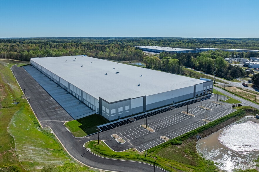 More Photos Of 10835 Hazelbrand Rd, Covington Distribution For Lease