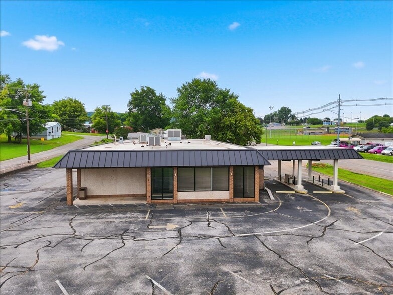 Primary Photo Of 502 E North St, Sweetwater Loft Creative Space For Lease