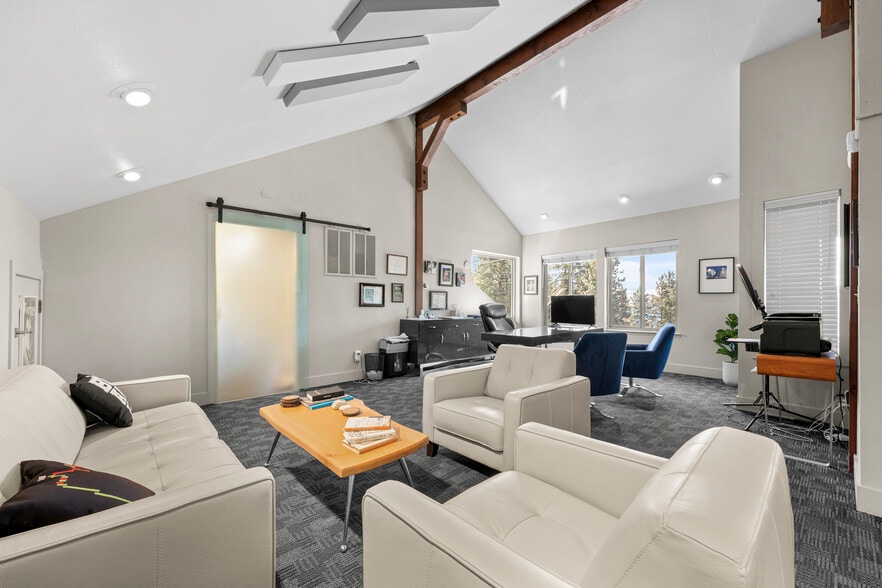 More Photos Of 625 Hwy 50, Zephyr Cove Office For Sale