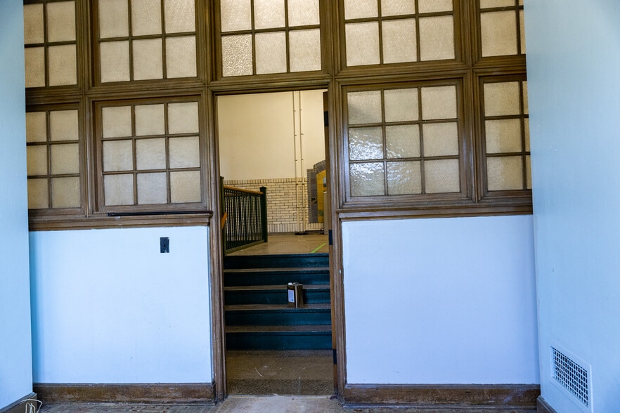 More Photos Of 3500 W National Rd, Springfield Schools For Sale