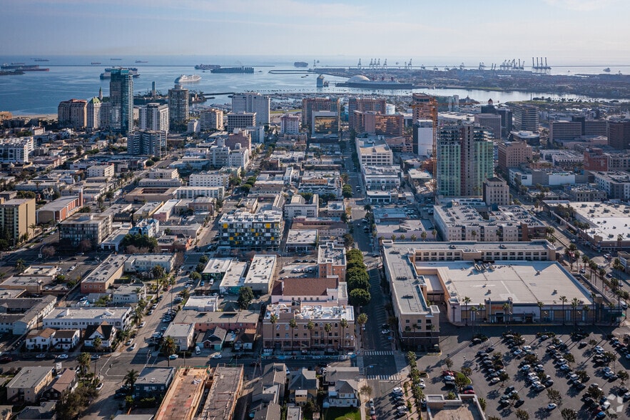 More Photos Of 456 Elm Ave, Long Beach Restaurant For Lease