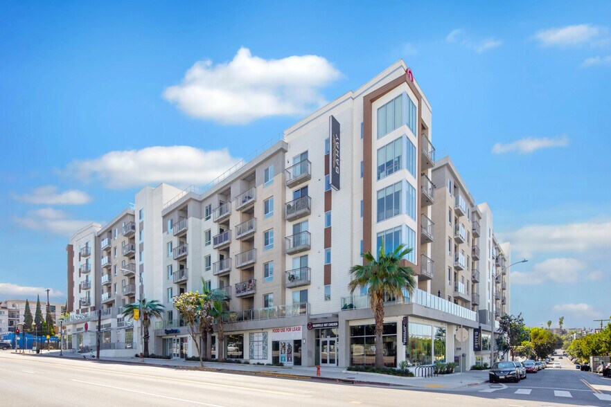 More Photos Of 330 N Westlake Ave, Los Angeles Apartments For Lease