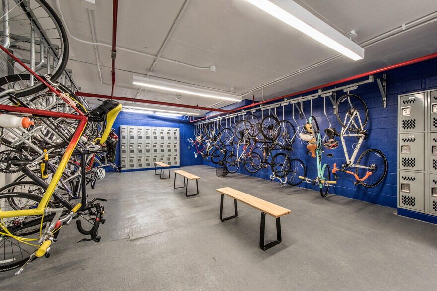 More Photos Of 1001 G St NW, Washington Office For Lease