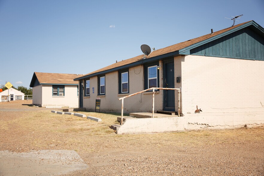 More Photos Of 607 W Wilson St, Borger Apartments For Sale