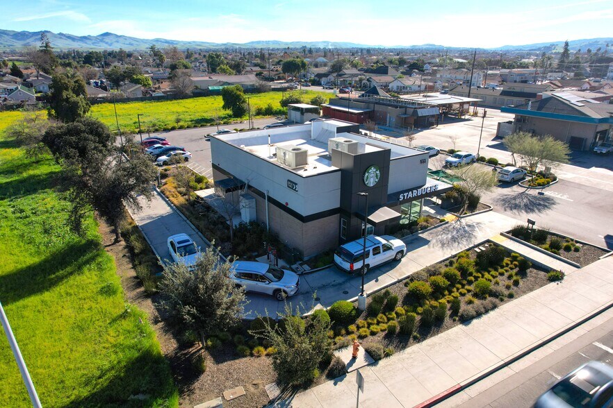 More Photos Of 111 San Felipe Rd, Hollister Restaurant For Sale