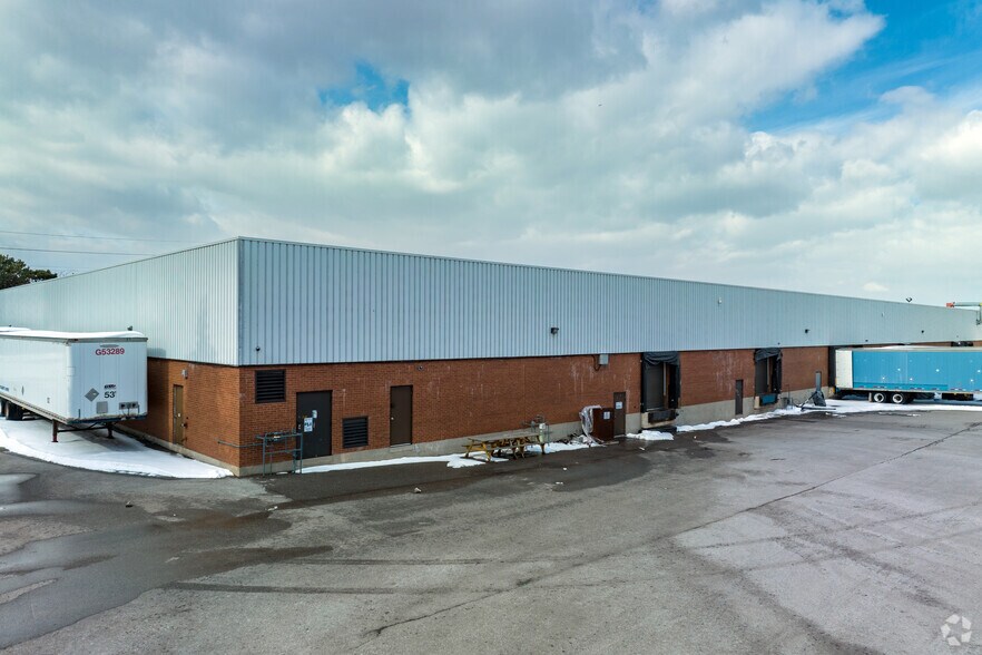 More Photos Of 827-841 Brock Rd, Pickering Warehouse For Lease