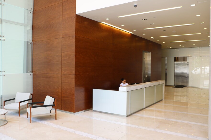 Primary Photo Of 900 G St NW, Washington Office For Lease