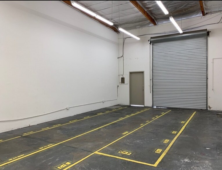 More Photos Of 23461 Ridge Route Dr, Laguna Hills Unknown For Lease