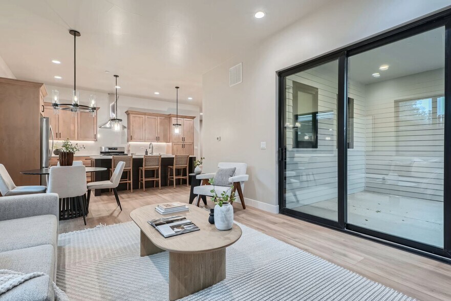 More Photos Of 606 Arapahoe St, Golden Apartments For Sale
