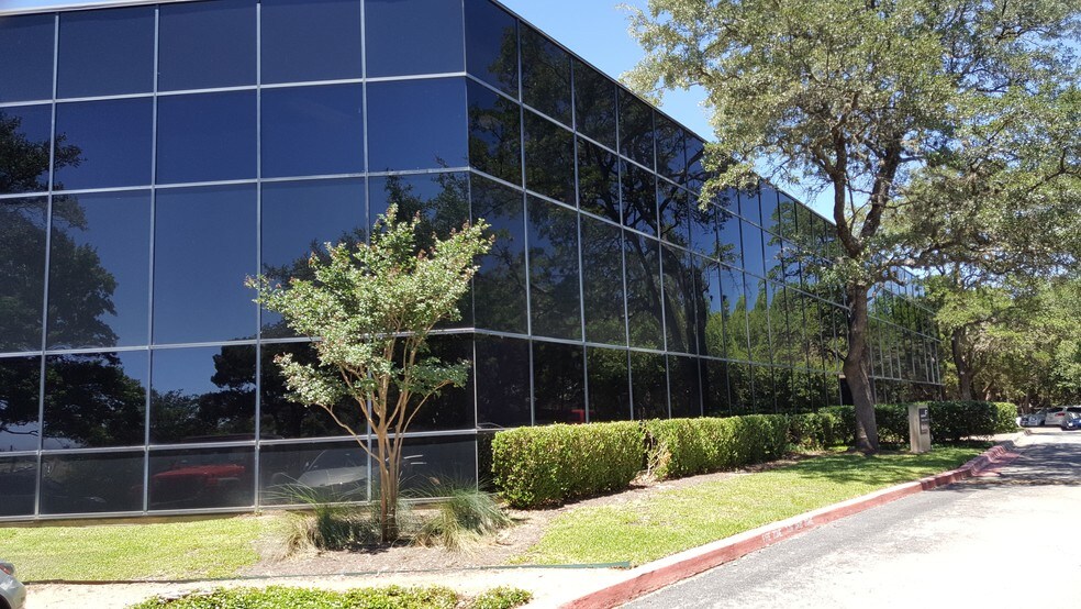 More Photos Of 1101 S Capital Of Texas Hwy, West Lake Hills Office For Lease