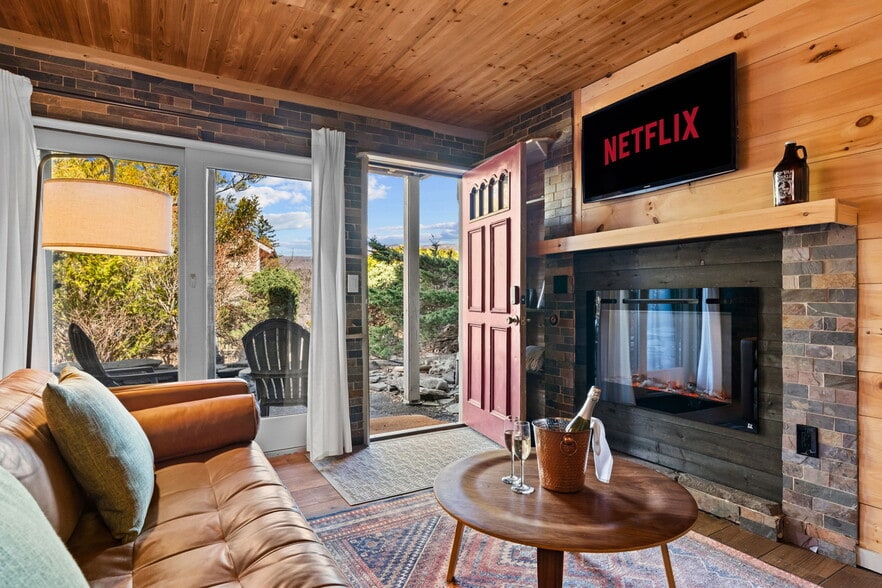 More Photos Of 00 Highlands Drive, Hunter Hospitality For Sale