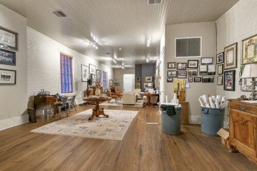 More Photos Of 528 Gravier St, New Orleans Office For Lease