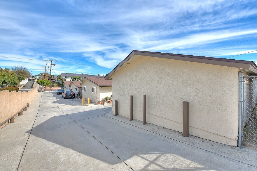 More Photos Of 275-299 Monte Vista St, La Habra Apartments For Sale