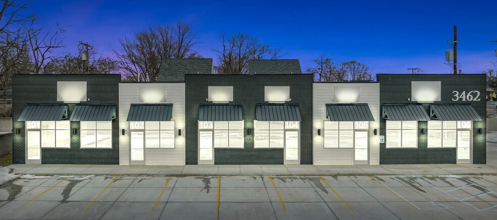 Primary Photo Of 3462 Greenfield rd, Berkley Medical For Sale