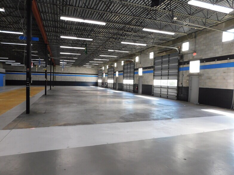 More Photos Of 5145 Commercial Dr, Melbourne Warehouse For Lease