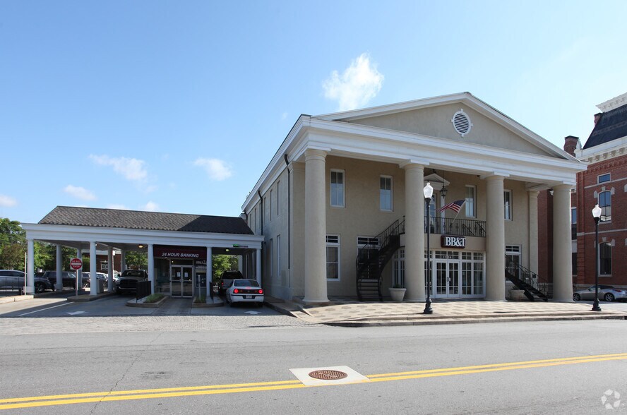Primary Photo Of 1134 Clark St, Covington Bank For Lease