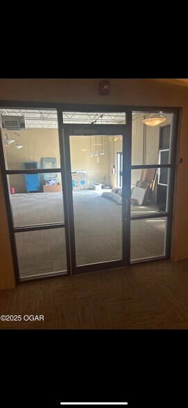 More Photos Of 108 Dairy st, Monett Office For Sale