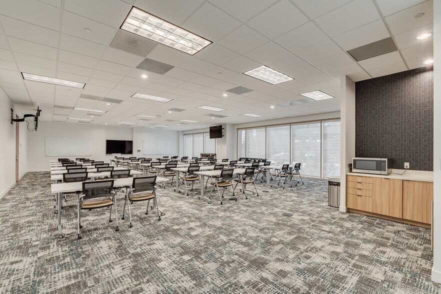 More Photos Of 5800 Tennyson Pky, Plano Office For Lease