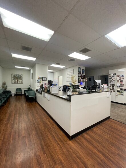 More Photos Of 98-1247 Kaahumanu St, Aiea Office For Sale